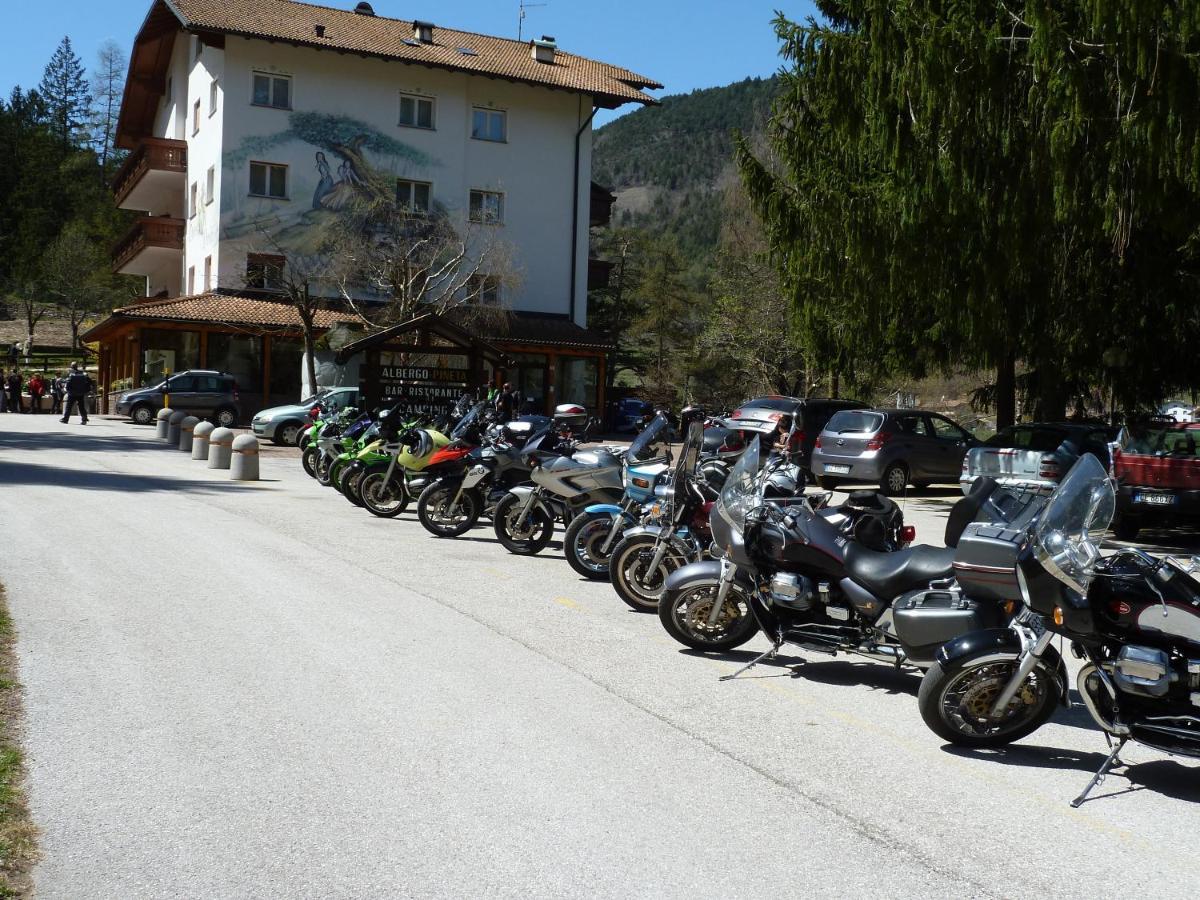 Hotel Pineta Baselga di Pinè Εξωτερικό φωτογραφία